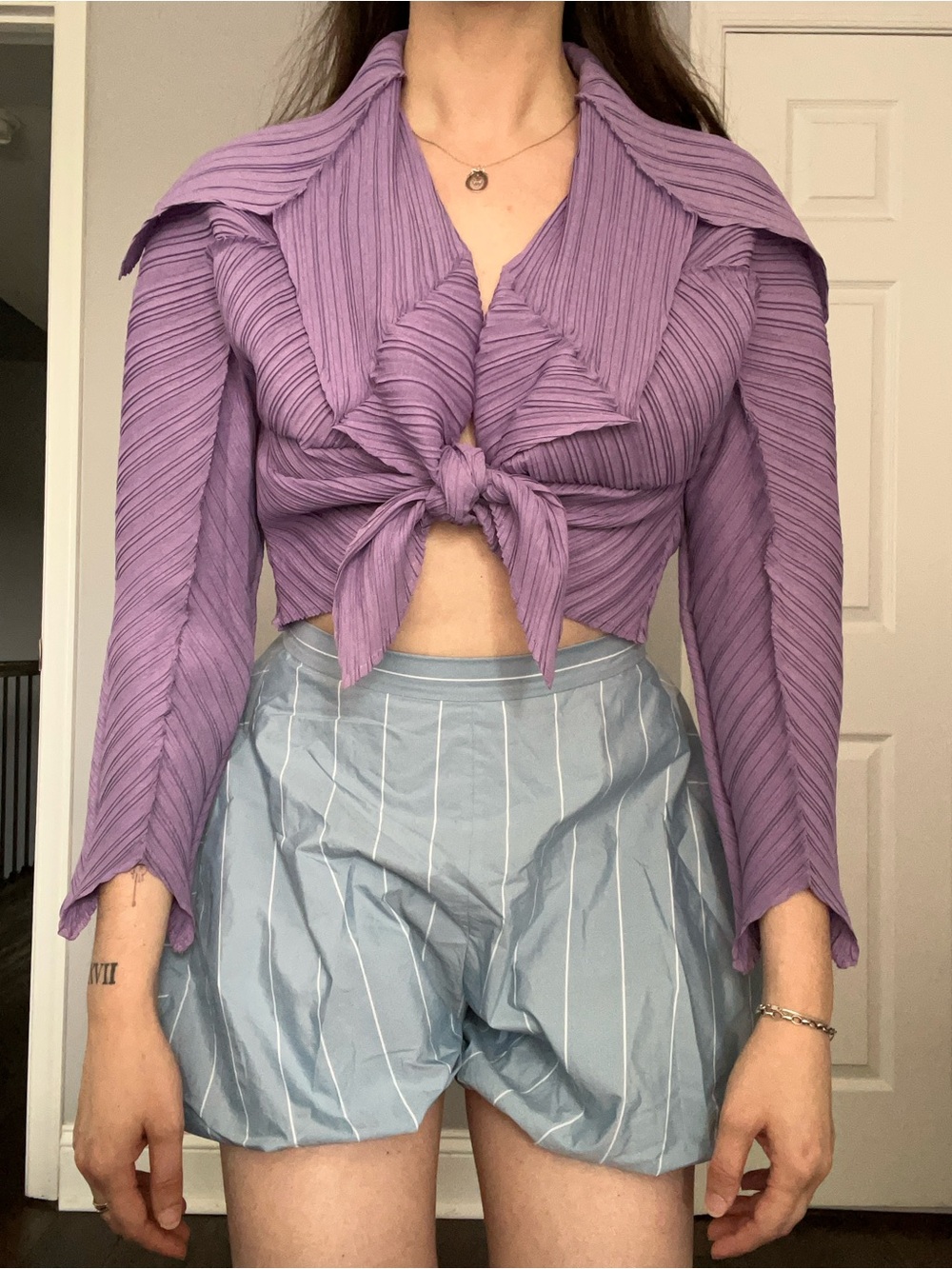 Tibi Striped Tech Poplin Bubble Short - Picture 5 of 7